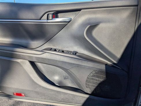 Used 2024 Toyota Camry LE image 11