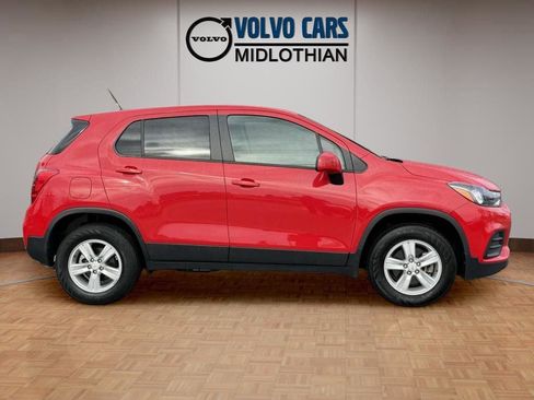 Used 2020 Chevrolet Trax LS w/ Tint and Cruise Package image 18