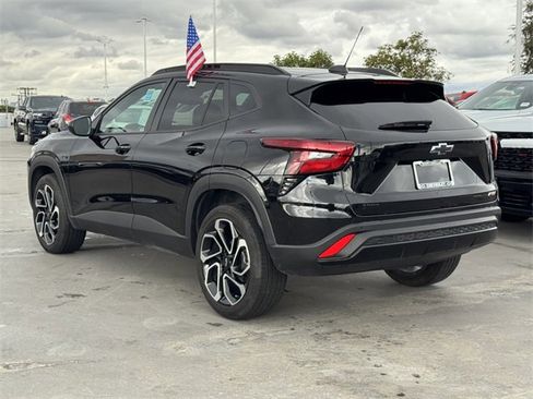 Certified 2025 Chevrolet Trax RS w/ Driver Confidence Package image 2