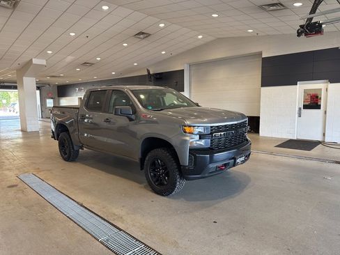Used 2021 Chevrolet Silverado 1500 Custom Trail Boss w/ Safety Confidence Package AWD/4WD image 1
