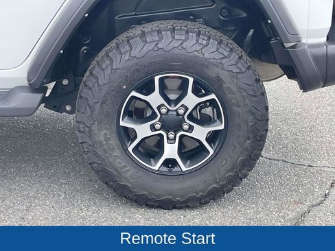 Certified 2022 Jeep Wrangler Unlimited Rubicon w/ Cold Weather Group image 11