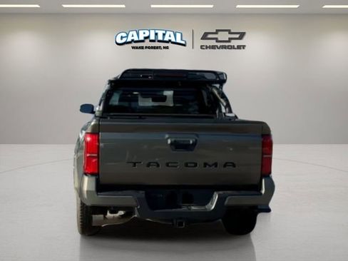 Used 2024 Toyota Tacoma TRD Sport image 4
