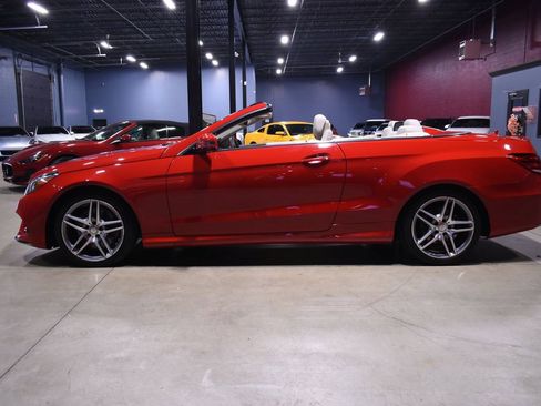 Used 2016 Mercedes-Benz E 550 Cabriolet w/ Premium 2 Package image 15