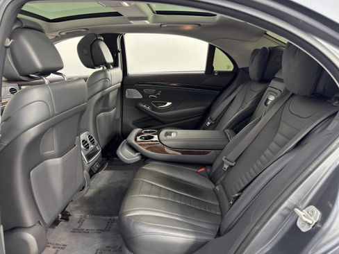 Used 2018 Mercedes-Benz S 560 Sedan image 42