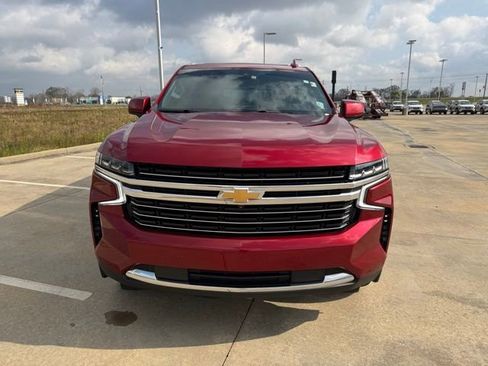 Used 2021 Chevrolet Suburban LT w/ LT Signature Package image 8