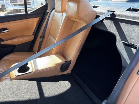 Used 2021 Nissan Sentra SV w/ SV Premium Package image 9