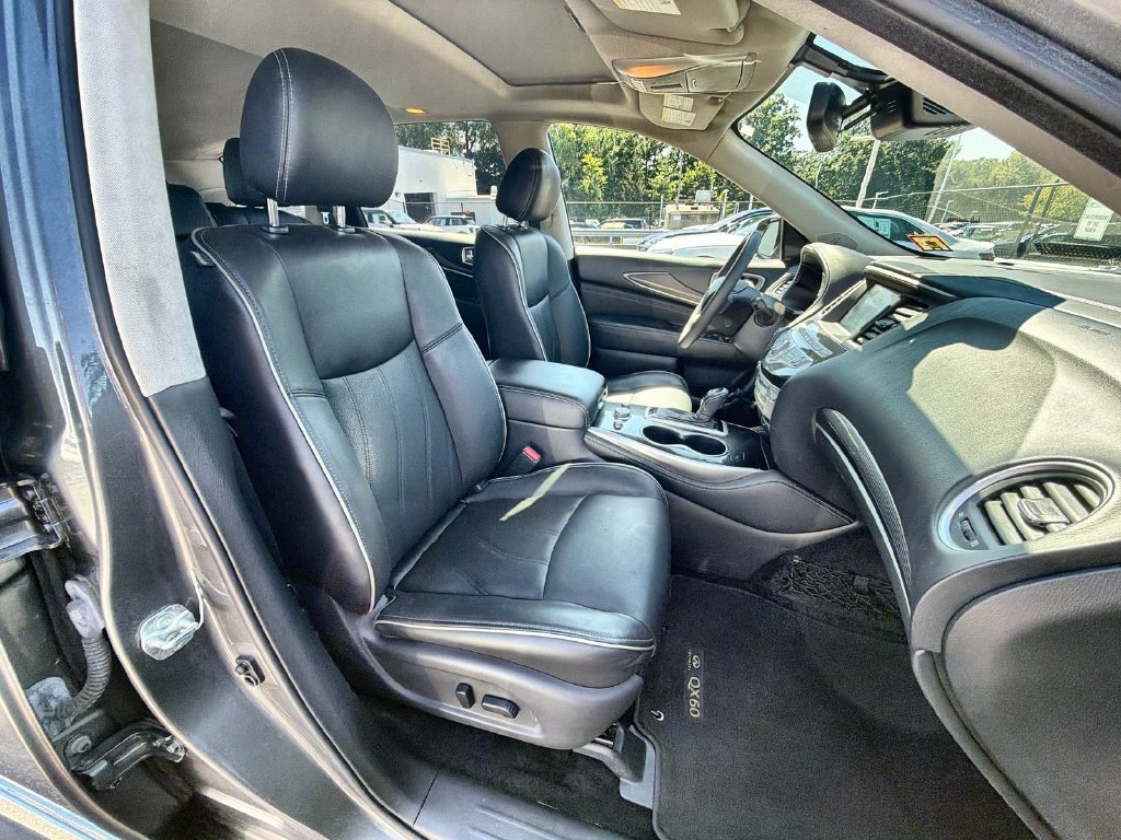 Used 2019 INFINITI QX60 Luxe w/ Essential Package AWD/4WD image 22