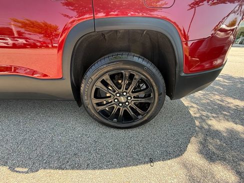 Used 2023 GMC Acadia SLT w/ Elevation Edition AWD/4WD image 37