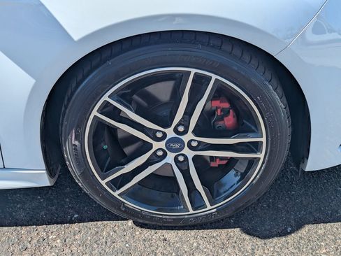 Used 2018 Ford Focus ST w/ Equipment Group 402A FWD image 10