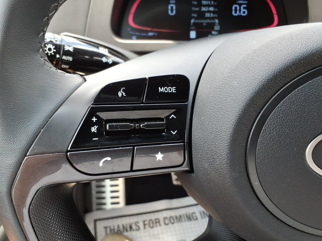 Certified 2026 Hyundai Elantra SEL Sport FWD image 20