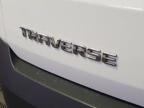 Used 2019 Chevrolet Traverse LS FWD image 29