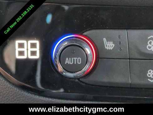Used 2023 Buick Enclave Essence AWD/4WD image 29