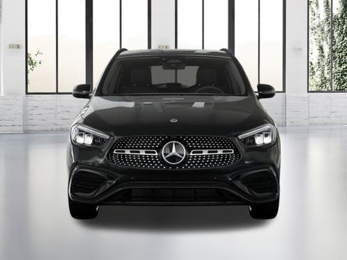 Certified 2025 Mercedes-Benz GLA 250 image 2