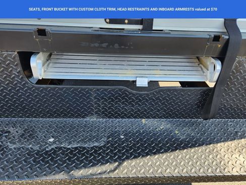 New 2025 Chevrolet Express 3500 Work Van w/ Power Convenience Package image 6