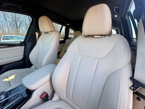 Used 2021 BMW X3 xDrive30i w/ Premium Package image 21