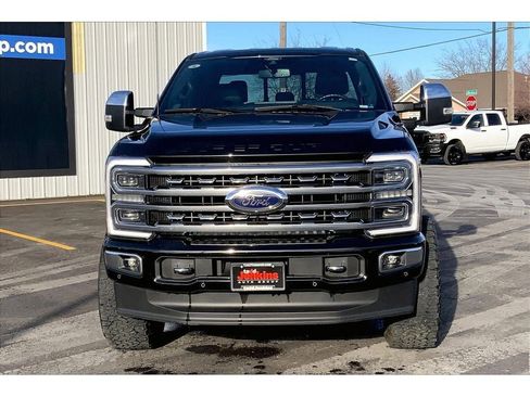 Used 2024 Ford F350 Platinum image 3