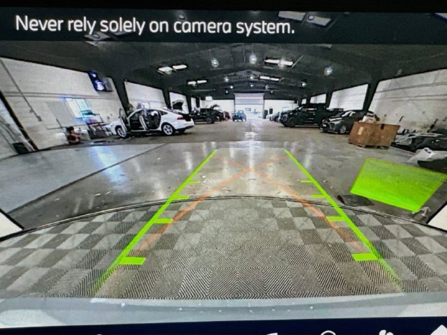 Used 2026 BMW 740i RWD image 16