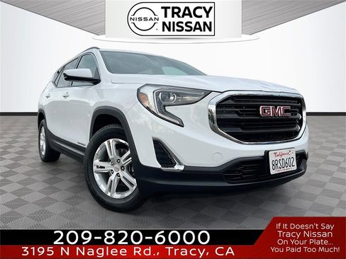 Used 2020 GMC Terrain SLE w/ Driver Convenience Package image 1