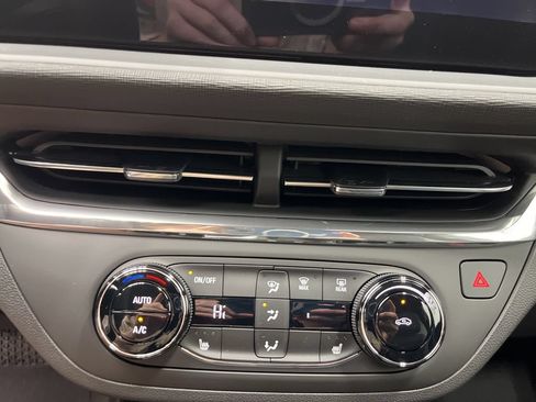 New 2026 Buick Envista Sport Touring w/ Convenience I Package FWD image 15