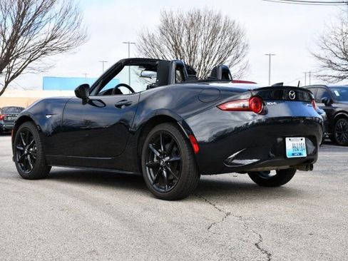 Used 2023 MAZDA MX-5 Miata Club image 5