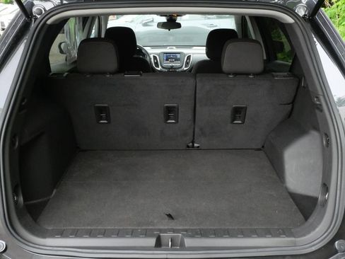 Used 2023 Chevrolet Equinox LT AWD/4WD image 28