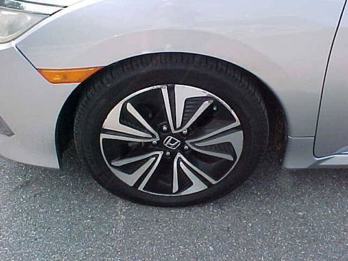 Used 2016 Honda Civic EX-L image 34