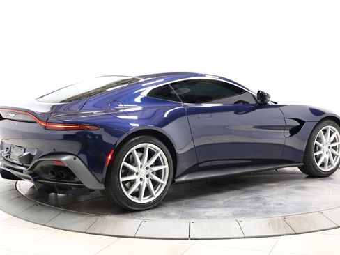 Used 2019 Aston Martin V8 Vantage Coupe RWD image 4