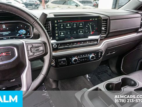 Used 2025 GMC Sierra 1500 SLT RWD image 32