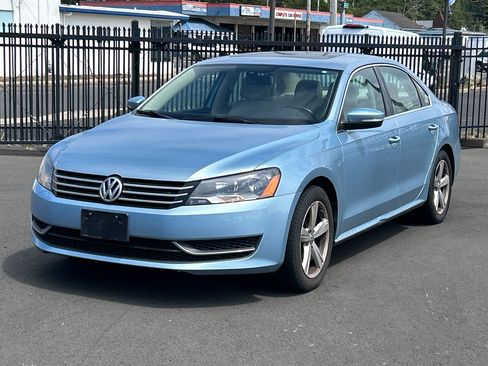 Used 2013 Volkswagen Passat 2.5 SE FWD image 12