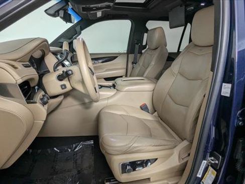 Used 2019 Cadillac Escalade Platinum AWD/4WD image 14