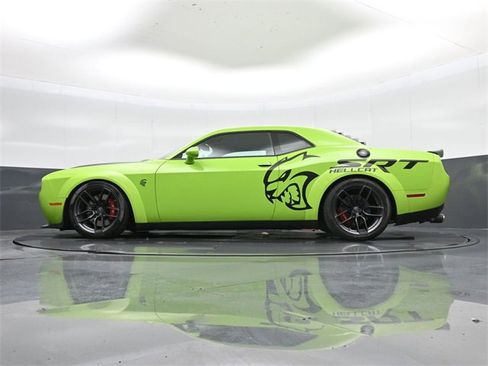 Used 2019 Dodge Challenger SRT Hellcat image 29