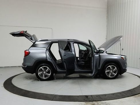 Used 2018 GMC Terrain SLT image 16