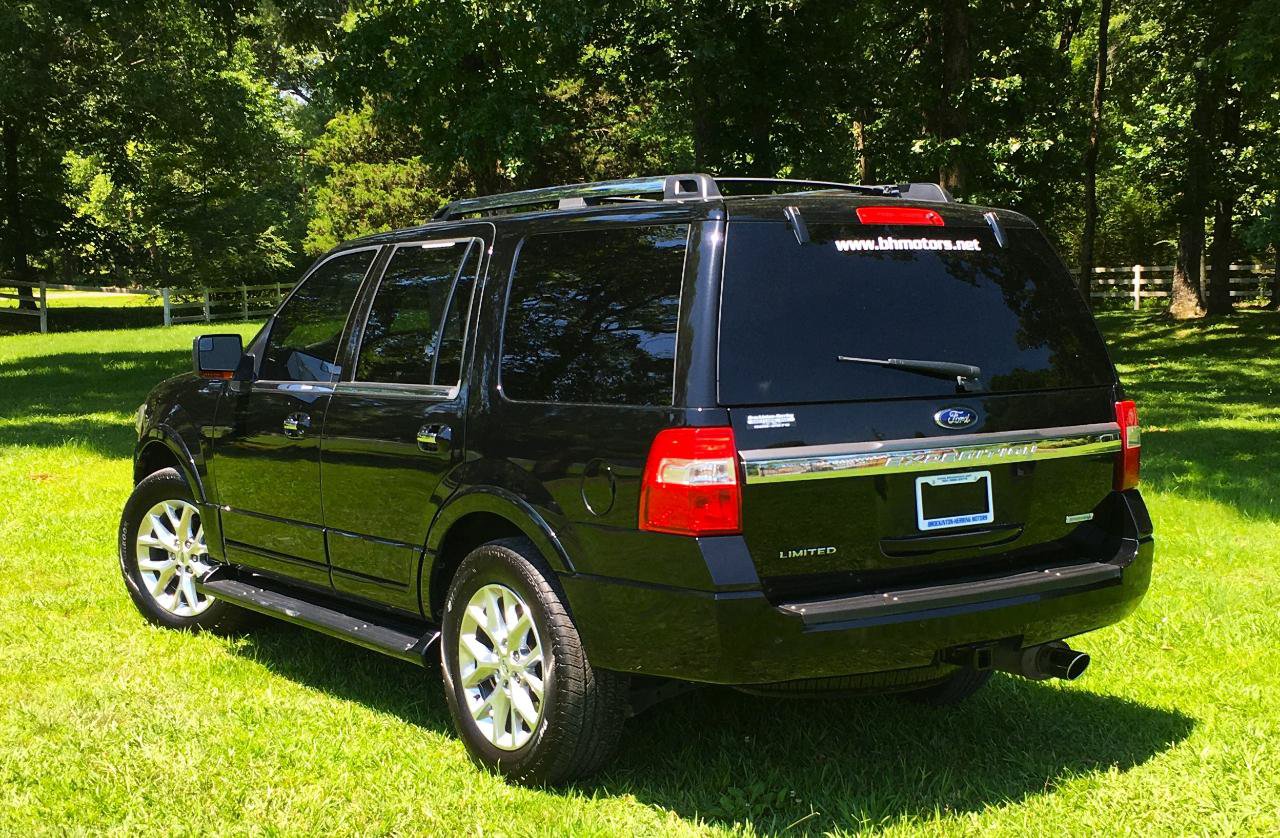 Used 2017 Ford Expedition Limited RWD image 3