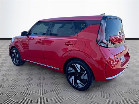 Used 2023 Kia Soul GT-Line image 5