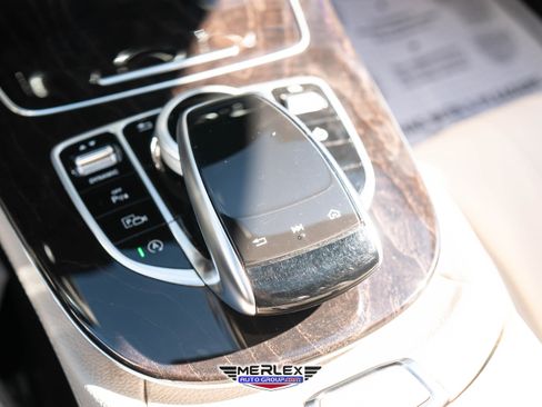 Used 2019 Mercedes-Benz E 300 w/ Premium 1 Package image 36