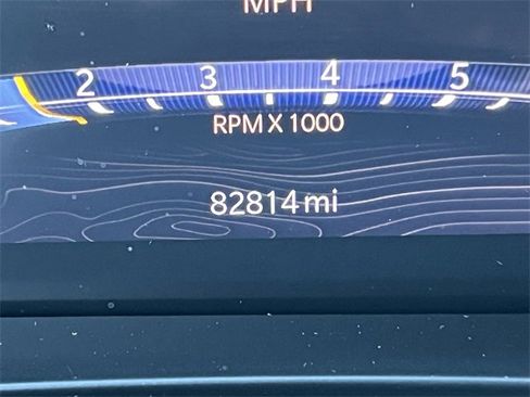 Certified 2023 Jeep Grand Cherokee Limited w/ Black Appearance Package image 6