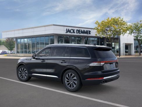 New 2026 Lincoln Aviator AWD image 4
