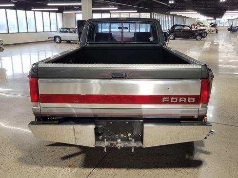 Used 1987 Ford F250 2WD SuperCab image 30