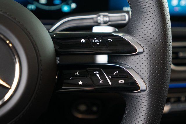 Certified 2026 Mercedes-Benz GLS 450 4MATIC image 28