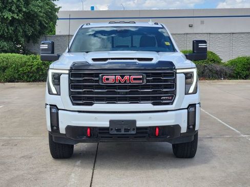 Used 2024 GMC Sierra 2500 AT4 w/ AT4 Premium Plus Package image 2