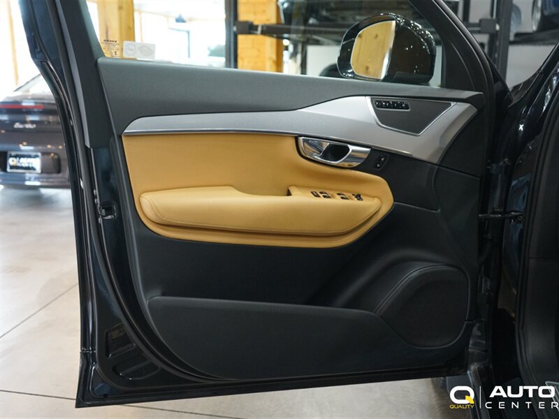 Used 2017 Volvo XC90 T5 Momentum AWD/4WD image 9