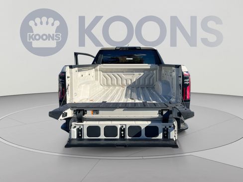New 2026 GMC Sierra EV Elevation AWD/4WD image 22