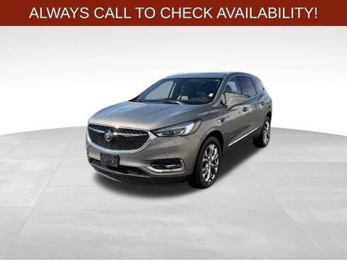 Used 2018 Buick Enclave Avenir w/ Avenir Technology Package AWD/4WD image 3
