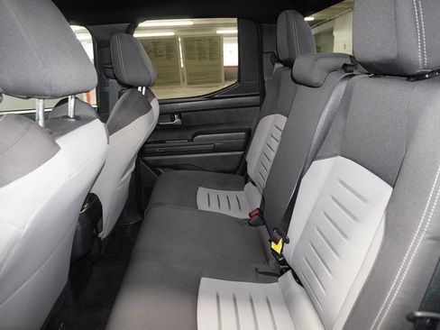 Used 2024 Toyota Tacoma TRD Sport image 9