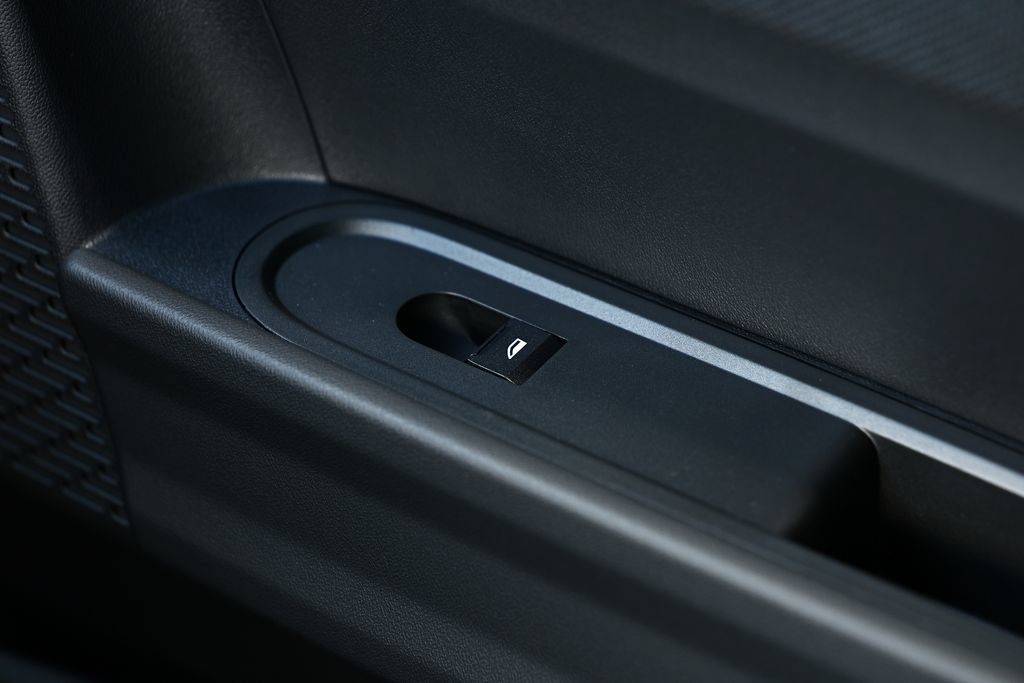 New 2026 MINI Cooper 2-Door Hardtop FWD image 40