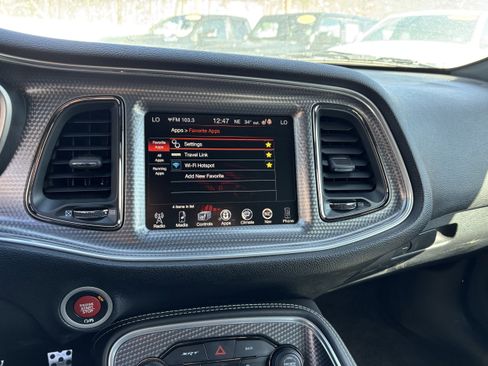 Used 2016 Dodge Challenger SRT Hellcat image 10