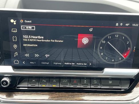 New 2026 GMC Sierra 1500 Elevation w/ Elevation Premium Package image 13