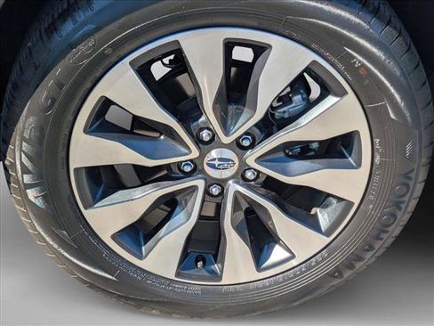 Used 2024 Subaru Outback Touring w/ Popular Package #2 image 17