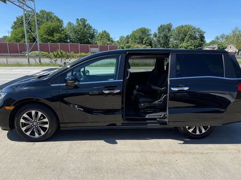 Used 2024 Honda Odyssey EX-L image 6