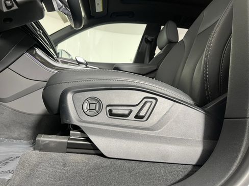 Certified 2025 Audi Q8 Premium Plus w/ Premium Plus Package image 10
